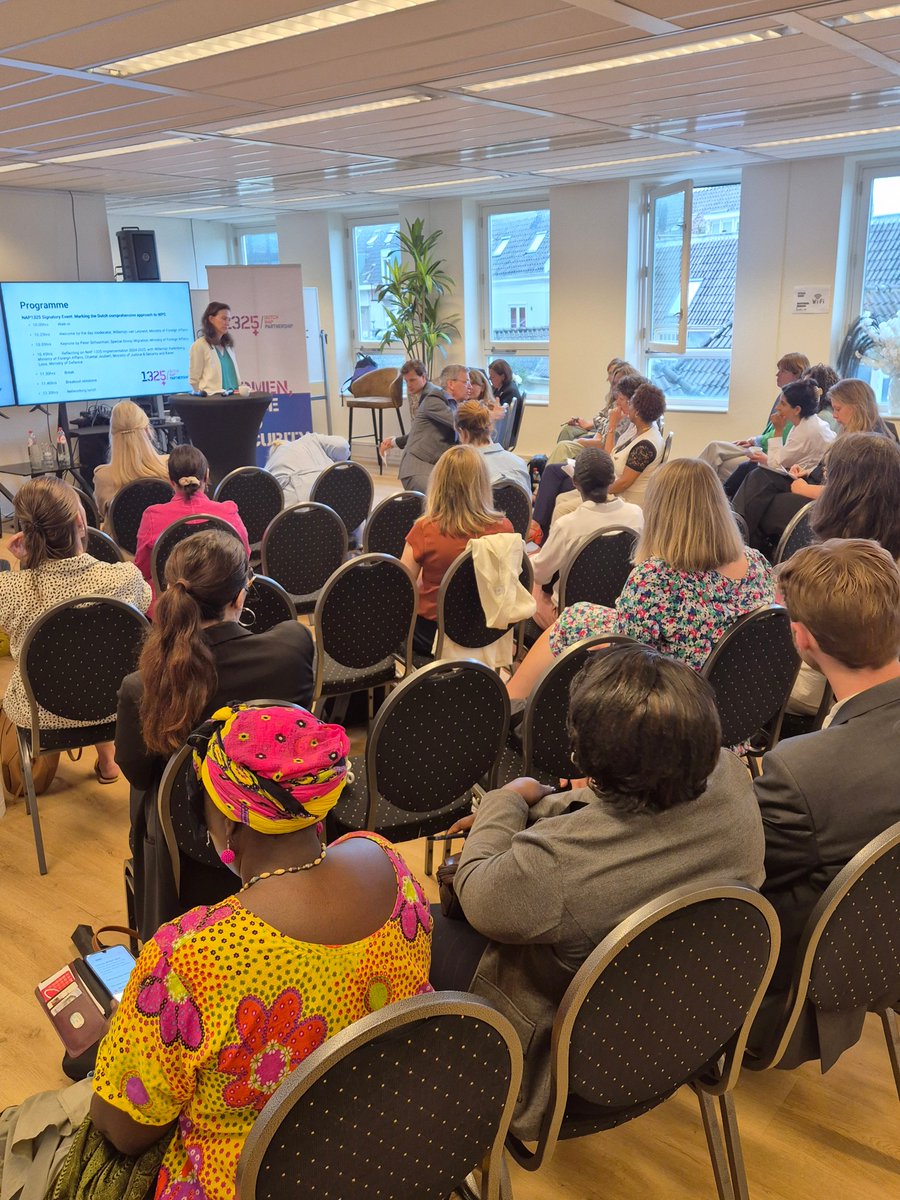 NAP1325's tweet photo. Hosted by @MinBZ and @genderplatform, NAP 1325 signatories reflected on key priorities: gender-responsive leadership, sustainable funding and accountability to turn commitments into action!

👉 Read the full reflections on the NAP 1325 Signatory Event: https://t.co/YruQcejNpm https://t.co/FKyvobIJvk