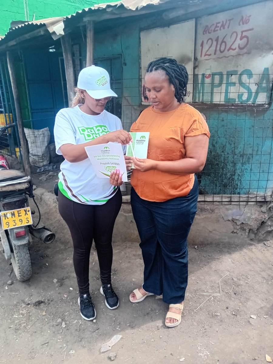 mwalimunational's tweet photo. Watu wa Gikomba hoiyeeee 🔥 It was a nice wrap up

Asanteni sana kwa kutukaribisha na kwa kusign up na Mwalimu National. 
Ilikuwa poa sana kuengage na nyinyi.

See you next round 😊

#ProsperityForAllForever
#DaboPortionNaMwalimu https://t.co/htTlK7JFcT
