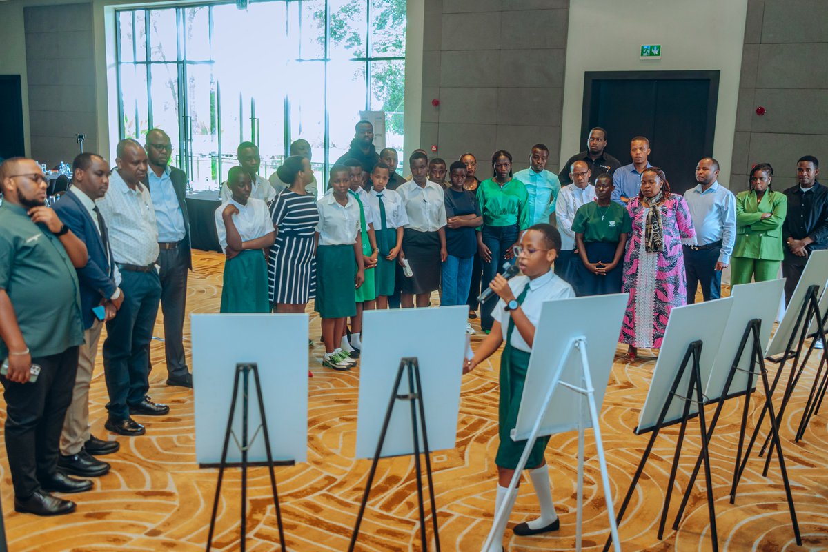 unicefrw's tweet photo. Adolescents from 4 districts of the Friends of Nature project shared innovations, activities &amp; poems on their lived experiences of climate change. Alex Mugabo @REMA_Rwanda declared: "Adolescents aren't just the future, they're the present protectors of nature and ecosystems." https://t.co/ngEzFq3wRt