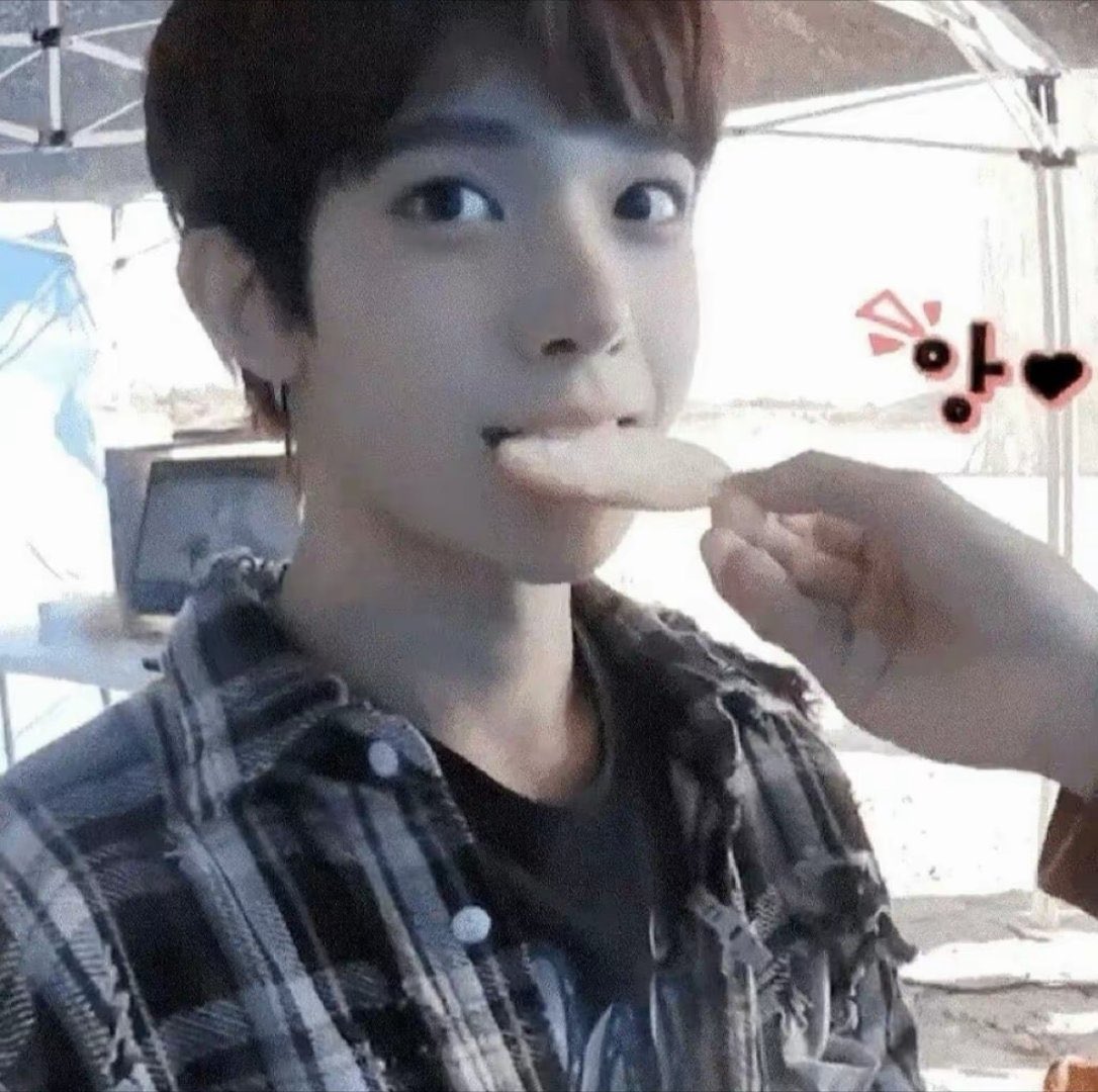 zzhangyuzu's tweet photo. 앙💕 https://t.co/tHysm9nzEr