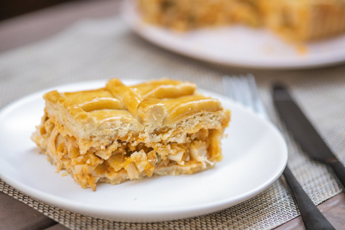 diegosalgado7's tweet photo. Meu pai precisa de uma força pra alavancar as vendas da Torta do Pai.

Após 6 anos, ele segue fazendo as melhores tortas de SP, mas complementa a renda como motorista de app.

Qualquer ajuda é bem-vinda, até um RT para divulgar.

Peça pelo Whats (11) 98089-9692

Obrigado! 🥧📷 🚲 https://t.co/uC37CsUD0o