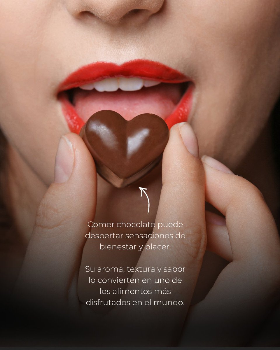 saborearte's tweet photo. El chocolate conquista por su sabor, historia y emociones. 🍫 Su impacto en el cerebro y su valor cultural explican por qué sigue siendo uno de los alimentos más queridos del mundo.
.
#Saborearte #Chocolate #Cacao #Gastronomía https://t.co/QW3xx5KnGI