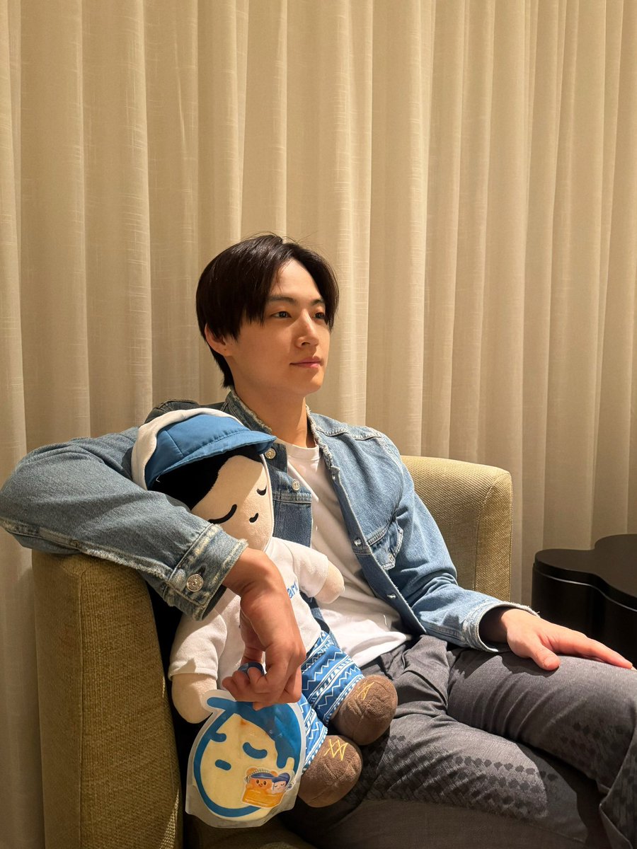 hidoyee's tweet photo. 난 사실 이 촌티 오대오 가르마 좋앗긔.. https://t.co/kEHVGJ6YM2