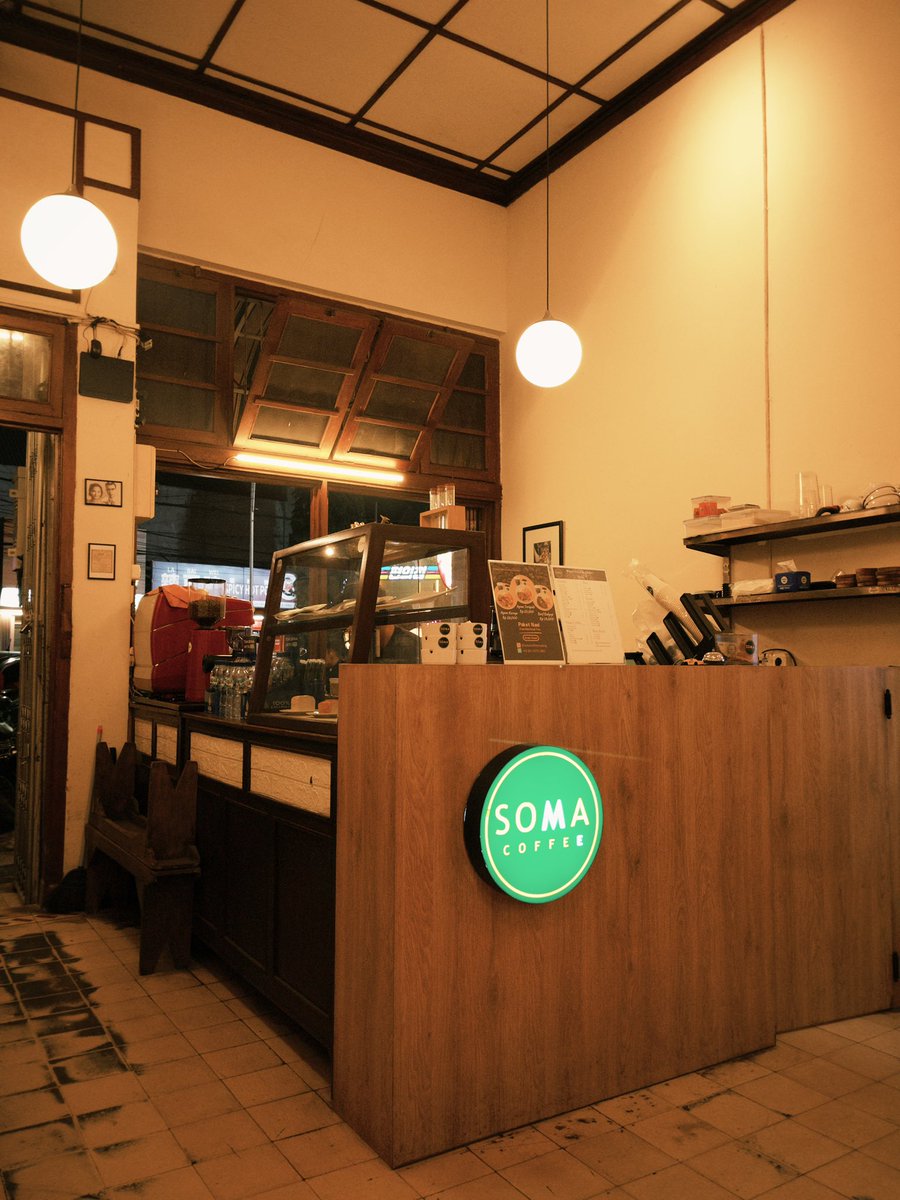 kevanclaudio's tweet photo. Mampir ngopi di kawasan wooden hand ☕️ https://t.co/QJ9WNPPNBA