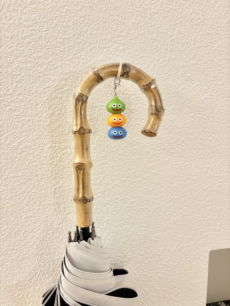 h_har39's tweet photo. ドラクエのめじるし全然見かけないからもう自分で作っちゃお〜ってことで…
スライムタワーのめじるしチャーム作ってみた🙂🫶 https://t.co/PCjyu2KpSA