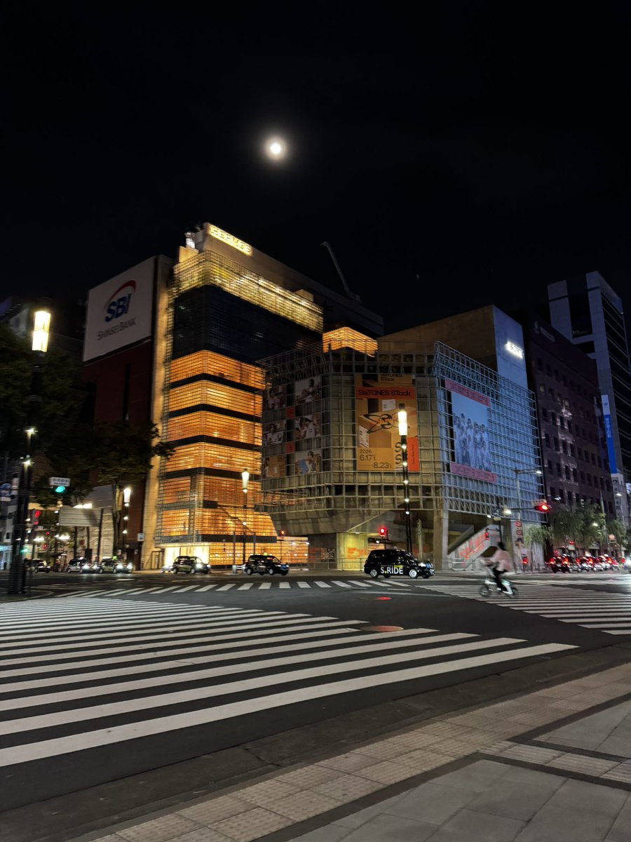 nitty_Radio's tweet photo. 久しぶりの銀座
来なさすぎ https://t.co/Yn1XdECx12