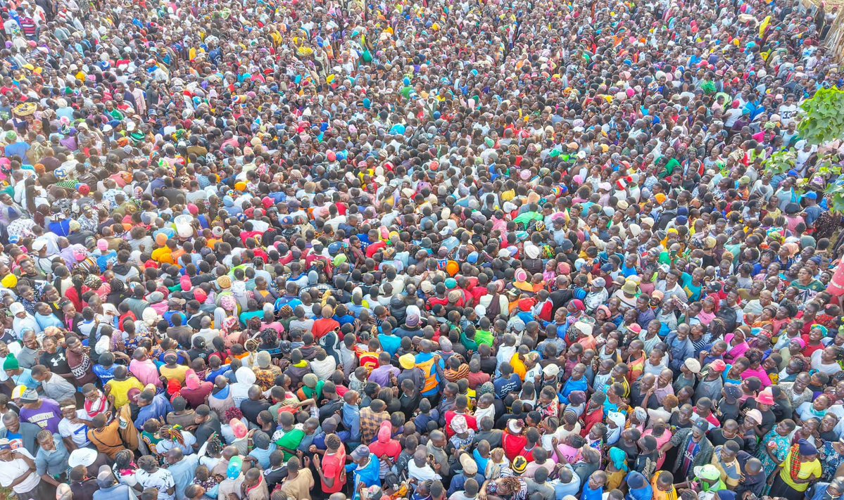 DidmusWaBarasa's tweet photo. Kimilili has spoken with one voice. The overwhelming support witnessed today is a clear vote of confidence in the Government's development agenda and our shared vision for a more prosperous future.

The resolve is relentless. Forward we move.

#RuthlessFocus #DidmusBarasaGov2027 https://t.co/z5l9ANIUo7