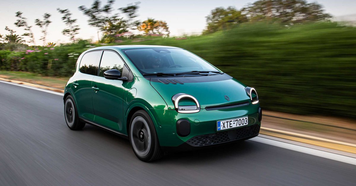 CARandDRIVERgr's tweet photo. Το Renault Twingo... γίνεται «αγωνιστικό» με widebody kit! (photos) https://t.co/F5aK9fCu2E #news #CarandDrivergr https://t.co/pITucPST6z
