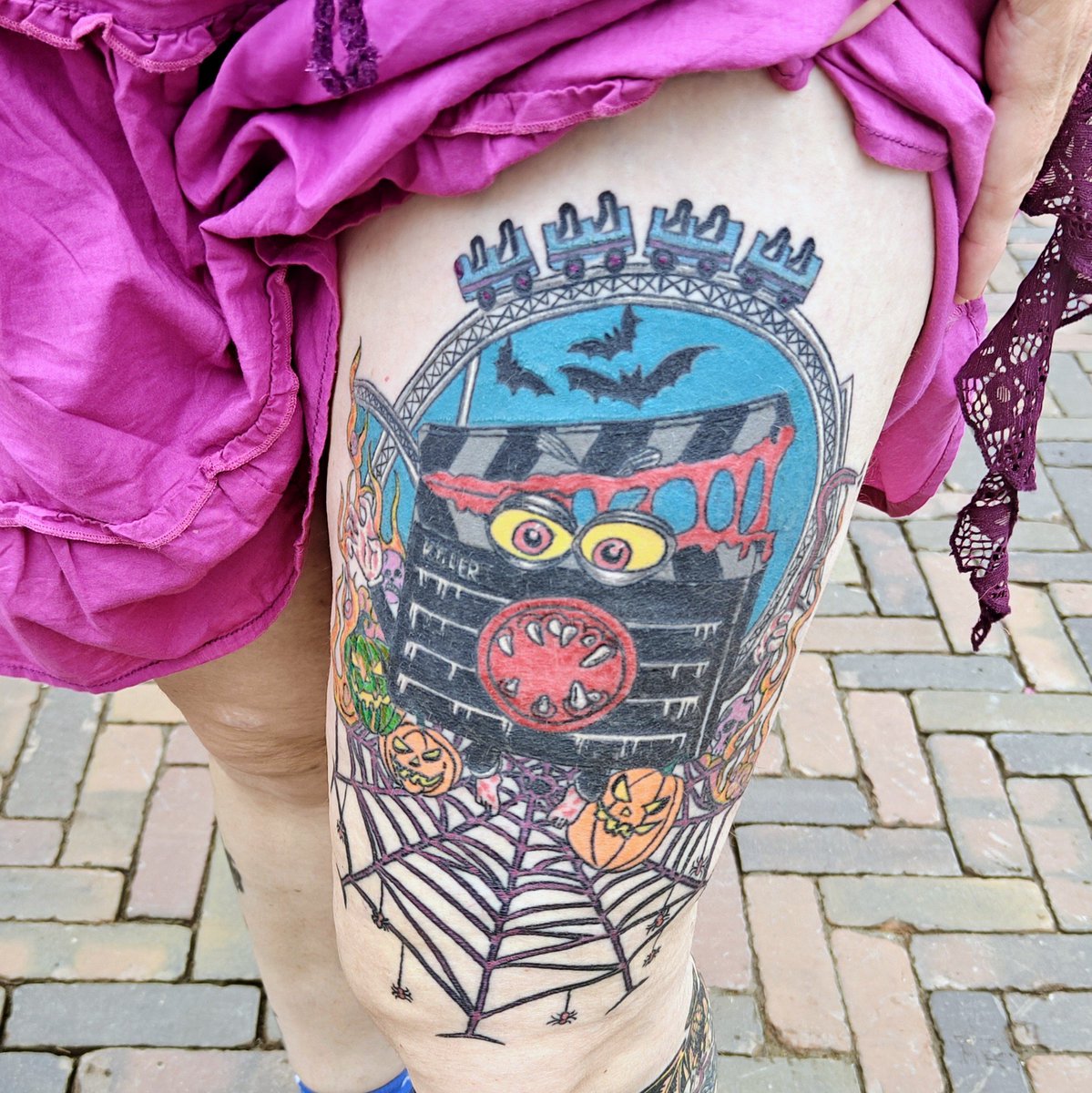 SanneVanGalen's tweet photo. Ben ik nu de allergrootste Moviepark gekkie? 
#tattoo #movieparkgermany #halloween #hhf https://t.co/kzKHZocJ66
