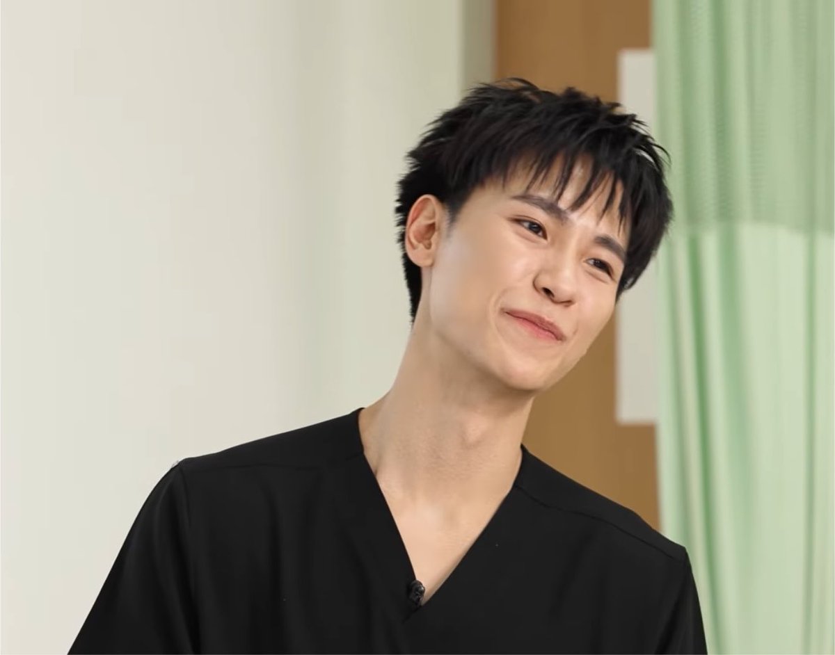 𑣲 บาซิ้บ🛵 𓇢𓆸 tweet media
