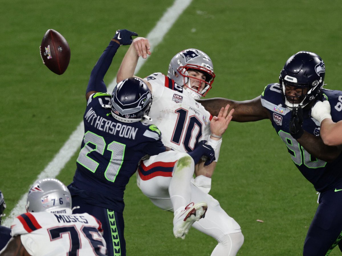 elchuuloo_'s tweet photo. @NEPatsGuru @Savageboston https://t.co/5nWYLiQwpS