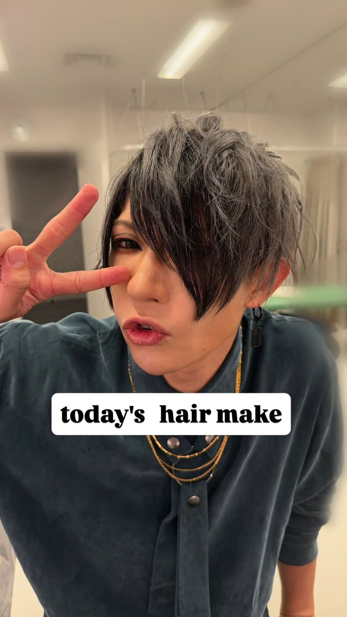 TOMOKA0923's tweet photo. ＦＣツアー初日！ヘアメイクでございました！

とても良きスタート！
全力なパワーと全力おバカな　らしさ！！

とても爆笑をさせてもらいまして
とても、あったかい気持ちになりました☺️

#ゴールデンボンバー
#ヘアメイク
#マッサージ
#ヘアメイク前のジムはボンバータオルで気合い入れw
#明日も精一杯楽しみなが笑顔の連鎖の裏方のお志事頑張ります