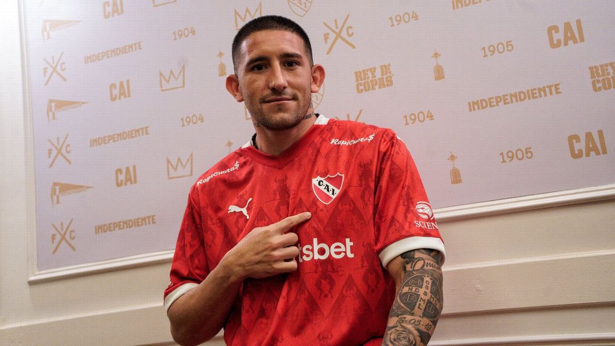 nelsonlafit's tweet photo. 🚨 #Independiente está INHIBIDO para incorporar jugadores. 

➡️ Acaba de llegar la notificación de FIFA por la deuda que el club mantiene con OLIMPIA por Facundo Zabala. 

➡️ La dirigencia intentará levantarla en los próximos días para poder traer algún futbolista más. https://t.co/HpzUuviLcb