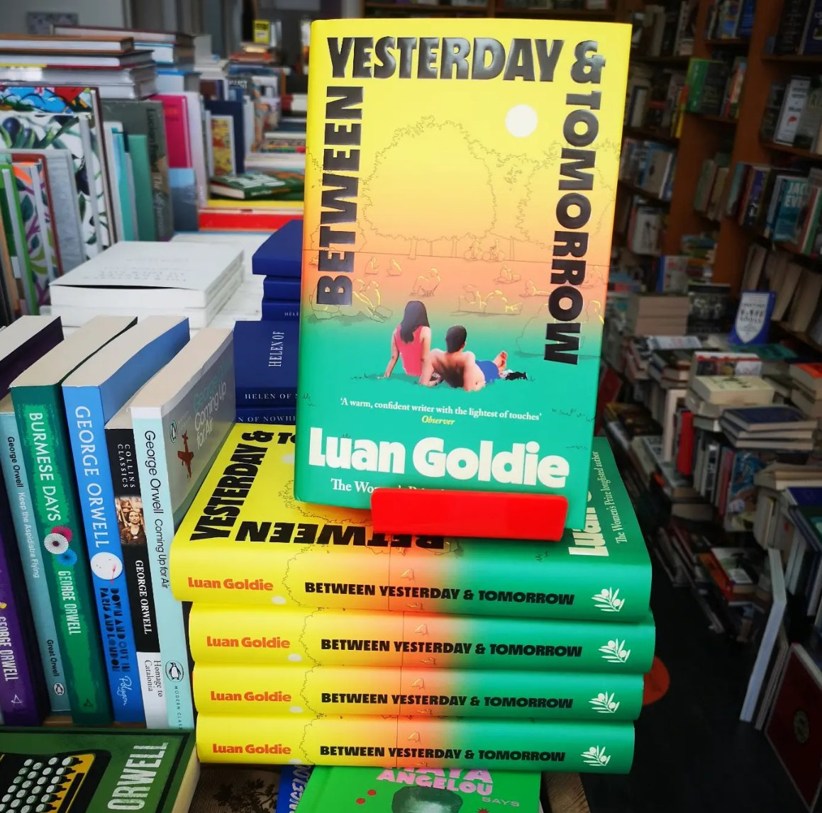 JackWinsMusic's tweet photo. After a looooooooong wait - finally Luan has a new book out called 'Between Yesterday &amp; Tommorrow' on @readingjuniper   @HarperCollinsUK  - her best work yet in my humble opinion!
As always, very proud of her! Available in every decent bookshop and online https://t.co/kMqIRk6G8Z