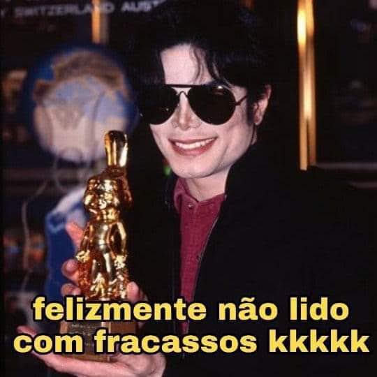 itsbadmj's tweet photo. tão bom ser fã do michael jackson e ninguém nunca poder falar um A dele como artista porque é o maior de todos os tempos https://t.co/j1lF024PD9
