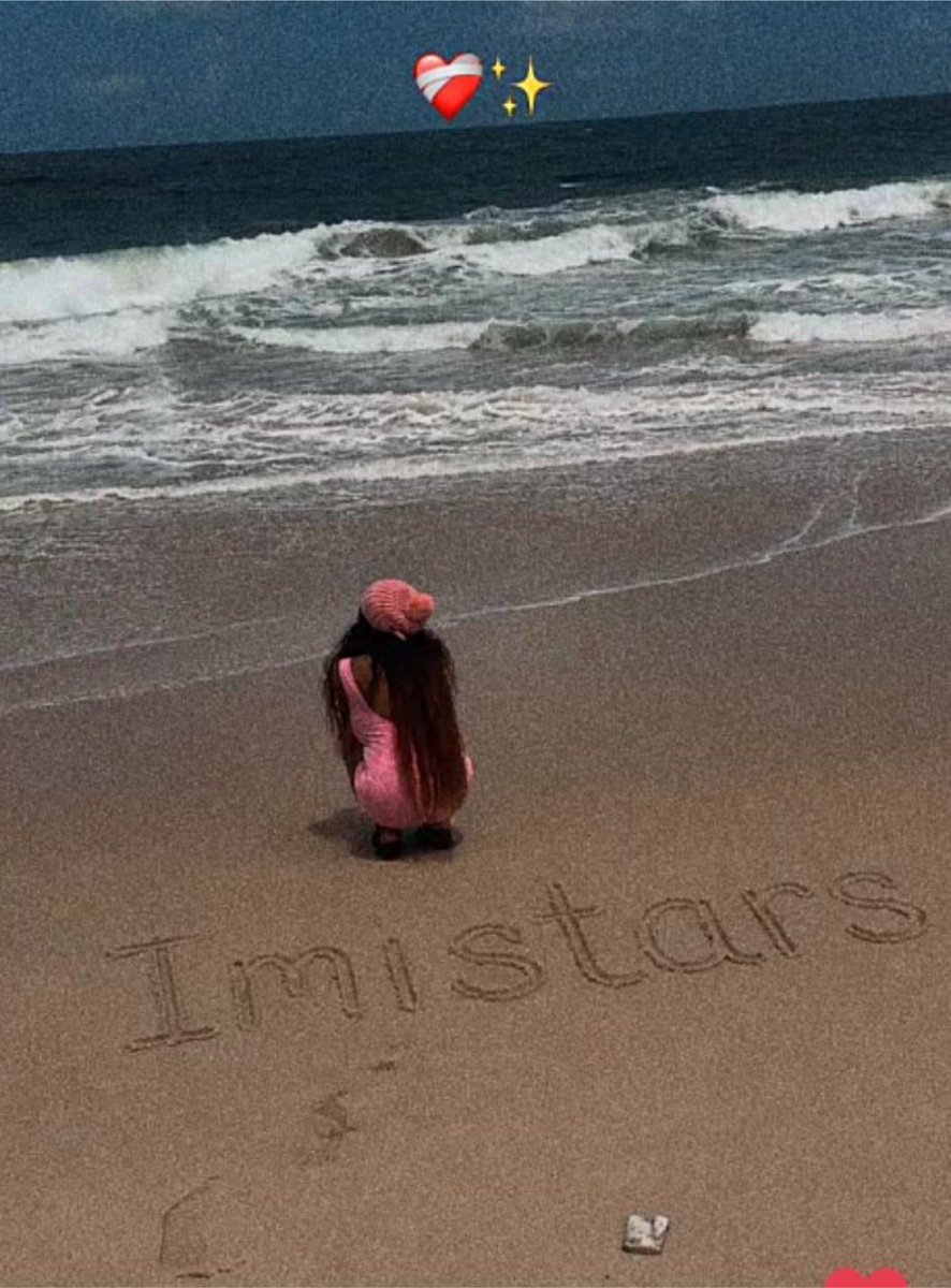Dropyourtakes's tweet photo. Today na today o😍
Imisi talk say she dey hear doings from Imistars o🫡
She say una too solid, if she hasn’t spoken to us in a long time she’s always scared🥹
This love is too much o btw Imisi and her Imistars 🥂
Ife yi a dale o🙈🫂♾️ https://t.co/zyP3BMr8Bm