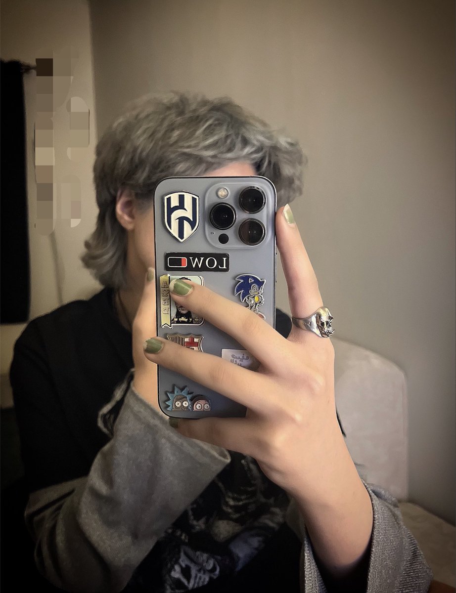 fuckyouii_'s tweet photo. #GrAY ha¡R is BAcKk https://t.co/7v74UhEdP3