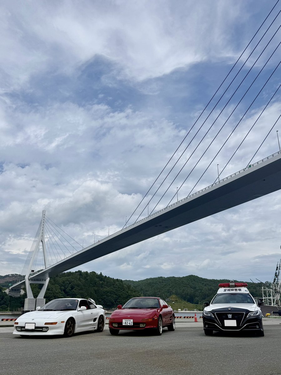 2000twincam16's tweet photo. 👮🏻「おれらも並べよかー？」
⁉️⁉️⁉️⁉️⁉️⁉️ https://t.co/wHMDxTVeuL