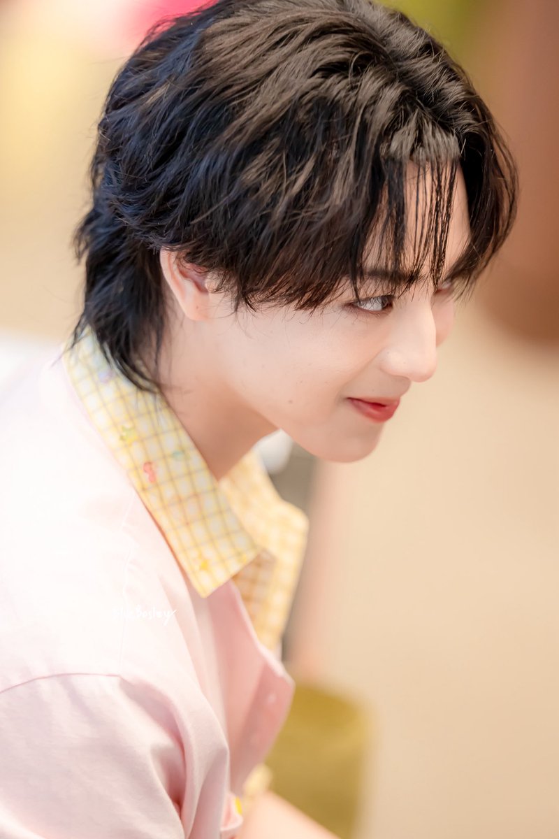 bluebosley's tweet photo. ตอนแรกก็มองว่าแสบ แต่จริงๆแล้วสวย เอ้อออออออ งง

#บาสเด็กอ้วนที่แท้จริง #bbasjtr https://t.co/QM7NAWjzfs