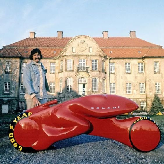3CC0__'s tweet photo. 1973 Frog motorcycle concept designed by Luigi Colani https://t.co/jzYcLGN7zj