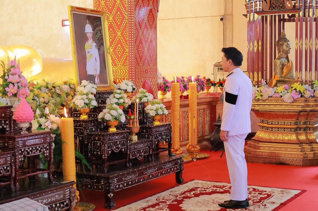 SPhayea60449's tweet photo. สนพ.พะเยา ร่วมพิธีบำเพ็ญกุศลปัญญาสมวาร (ครบ 50 วัน) เพื่อถวายเป็นพระกุศลแด่ สมเด็จพระเจ้าลูกเธอ เจ้าฟ้าพัชรกิติยาภาฯ ณ วัดศรีโคมคำ เมื่อวันที่ 30 กรกฎาคม 2569 โดยมีรองผู้ว่าฯ พะเยา เป็นประธานในพิธี #พัฒนาฝีมือแรงงานพะเยา https://t.co/FSsuihQFKd