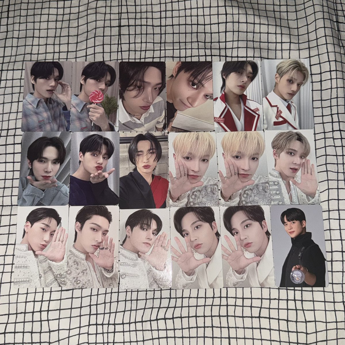 aespacart1117's tweet photo. ⏳ wts lfb ph ww, ateez photocards

⤷ ₱200 [₱3000 set]

reply or dm to claim!

⌗ 에이티즈 양도 홍중 성화 윤호 여상 산 민기 우영 종호 hongjoong seonghwa yunho yeosang san mingi wooyoung jongho aniteez pob sailor package in your fantasy towards the light break the wall https://t.co/Vxt7ZWBv7v