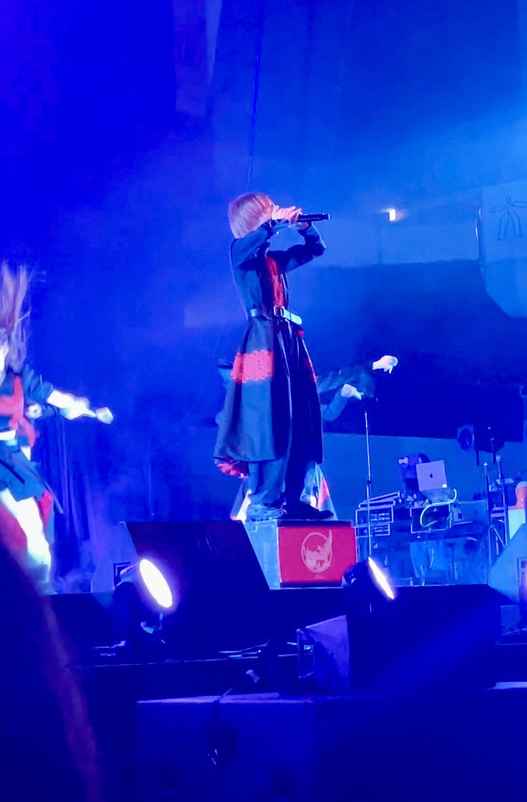 nukege71's tweet photo. おおきにアリーナでライブ見れて嬉しかった🥹
IMPACTとCrazyActorどっちも見れて嬉しすぎた、、
広い空間に突き抜けて響く歌声に沁みた！
でっかいステージの上で今日もひなちゃんすごく輝いててほんとかっこよくて、ライブ行くたびドキドキが倍増する、
最高のライブをありがとう！！
#ひなのハコ https://t.co/OSOdlDT5Pq