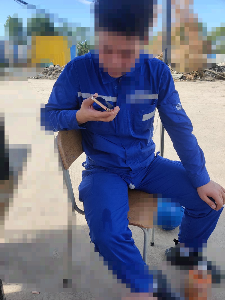 DeeWei23407's tweet photo. 某工程单位的小哥……有点鸡动 https://t.co/FKryn637um
