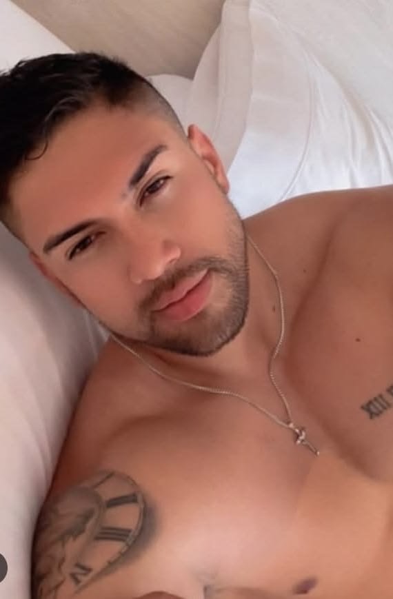 Diamondyuf's tweet photo. Hi sweetheart I just woke just now
How are you my love https://t.co/Jzb2BYjNju
