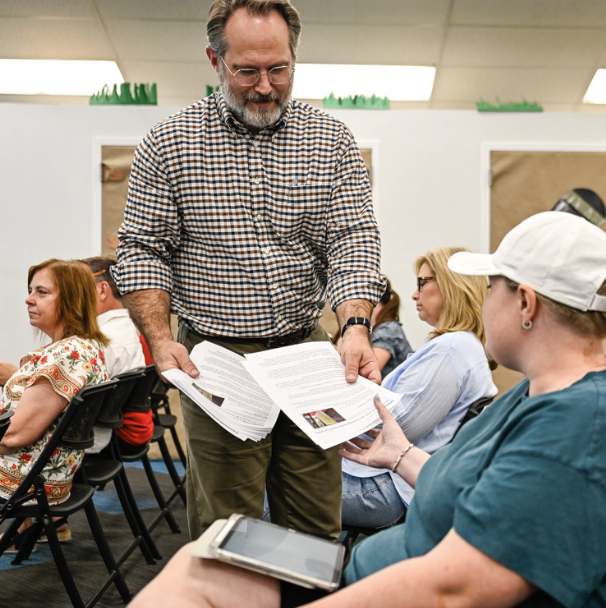 CCSUVU's tweet photo. Catch up on the latest with @CCSUVU in our ๐ฆ๐๐บ๐บ๐ฒ๐ฟ ๐ฎ๐ฌ๐ฎ๐ฒ update. Save the date for our upcoming #ConstitutionDay conference (Sept. 15), and read about our #IRead1776 campaign, our work with ๐๐บ๐ฒ๐ฟ๐ถ๐ฐ๐ฎ ๐ฎ๐ ๐ฎ๐ฑ๐ฌ, training for #K12 teachers, our move to a new location on @UVU campus (ribbon-cutting on Sept. 2), and more: https://t.co/DEf5qlHaIz