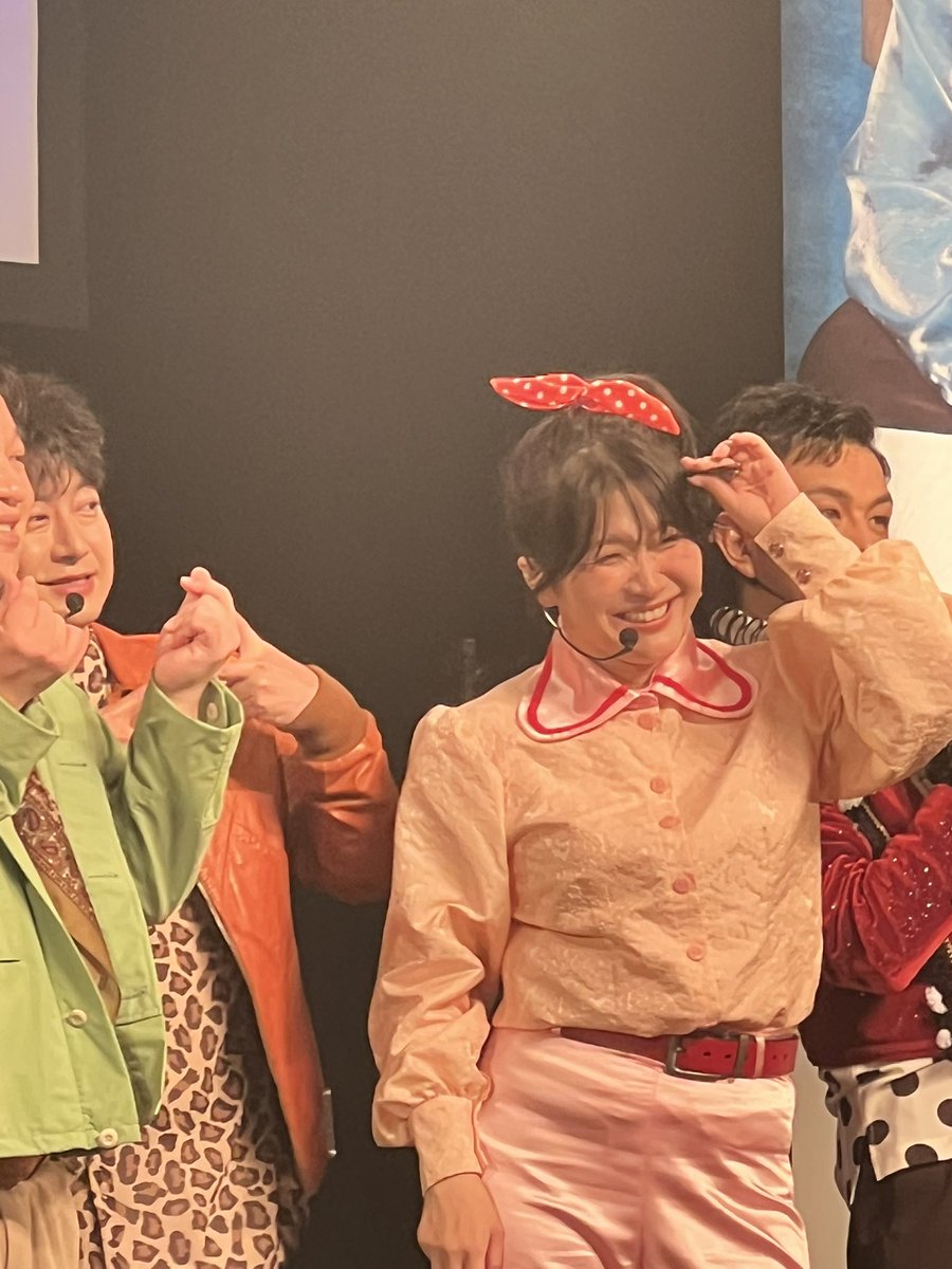 choco_nne's tweet photo. 高見さんに「ポニテポニテ」言われてくしゃくしゃに笑ういなみき姉さん🎀

#Zidol https://t.co/M3c7lkiigq