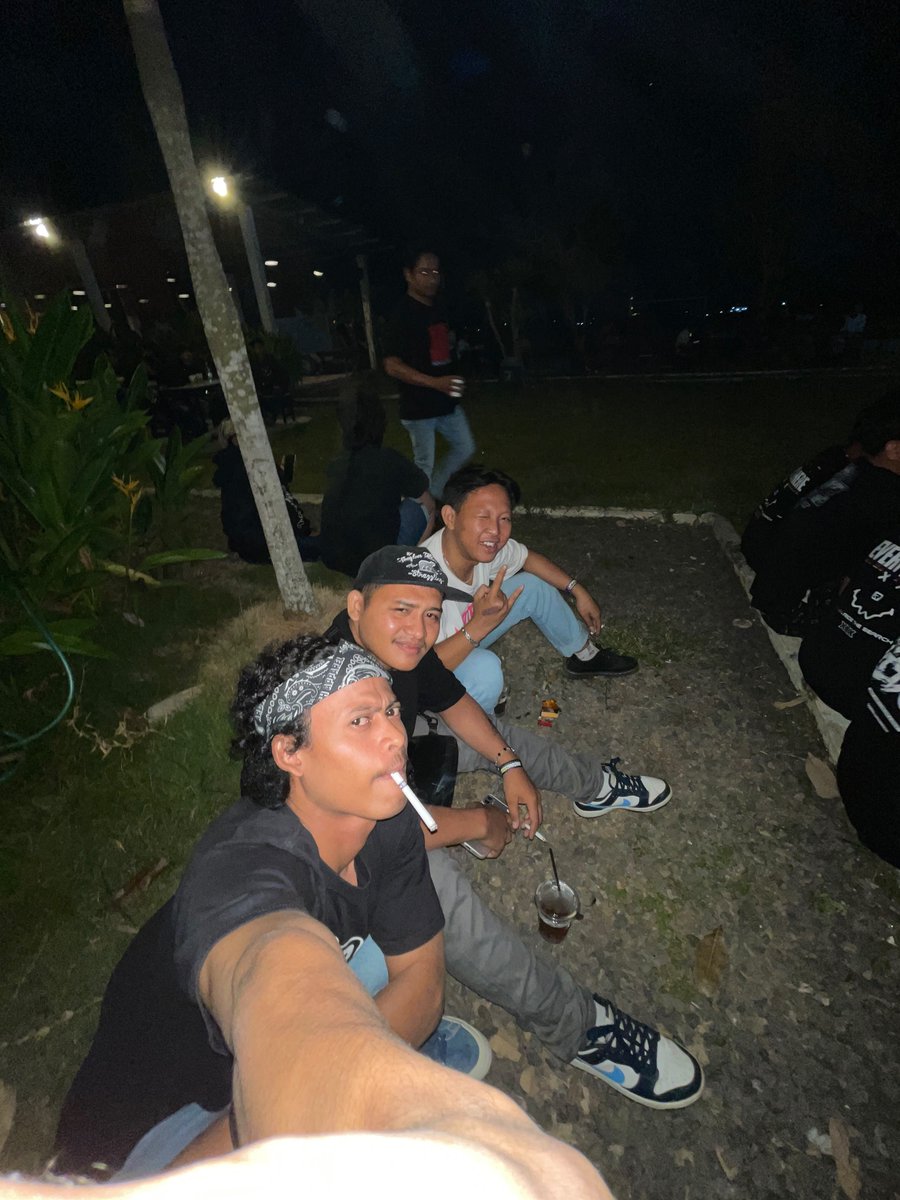anangaop62's tweet photo. 2 Stroke FAFIFU x RACINGSTART
#twostroke #yrki #racingstart https://t.co/F7cYYUCIht