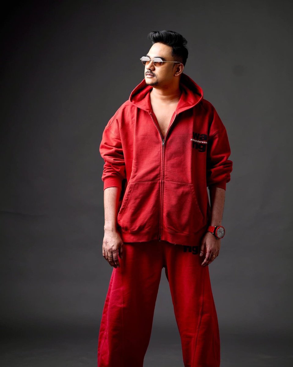KollywudExpress's tweet photo. Happy Birthday to the musical maestro @SamCSMusic! Wishing you endless success, happiness, and many more unforgettable melodies. 🎶🎉
#HappyBirthdaySamCS
#HBDSamCS https://t.co/RNRcwCtCEh