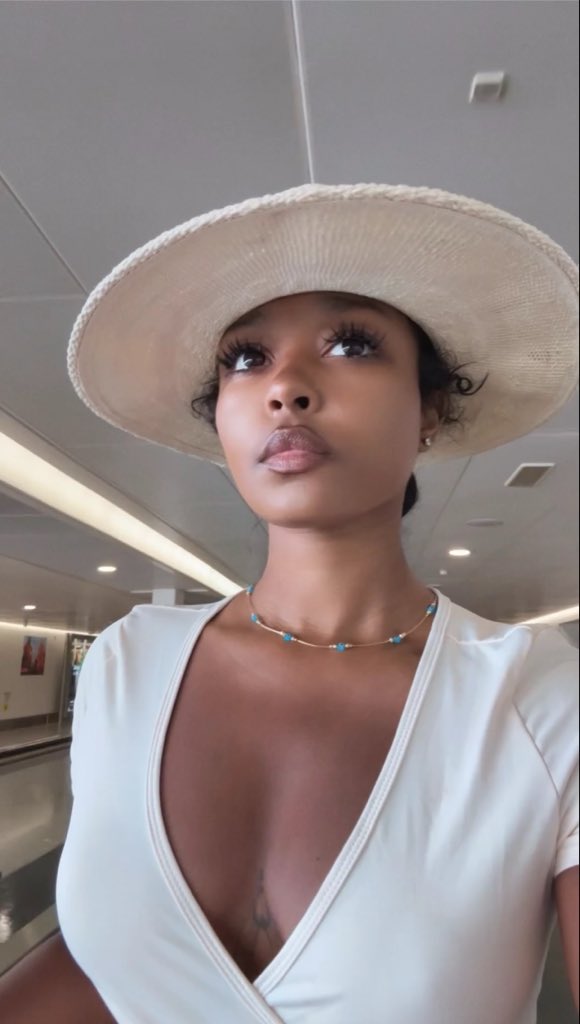 tumblr babe tweet media