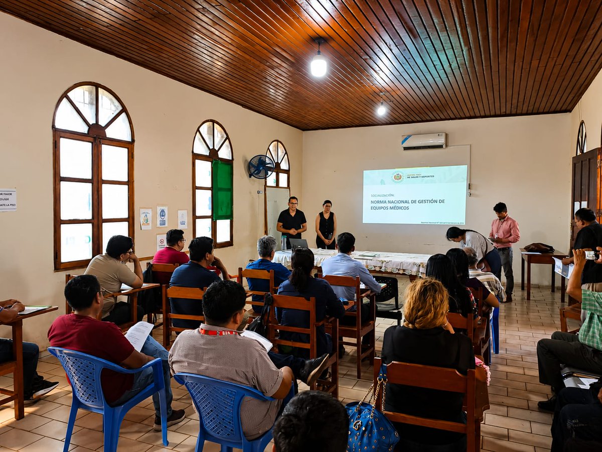 SaludDeportesBo's tweet photo. 🏥El Ministerio de #Salud y Deportes desarrolla en #Beni el taller de socialización de la Norma Nacional de Gestión de Equipos Médicos, con la participación de autoridades de la Gobernación, el SEDES y el apoyo de la Agencia de Cooperación Internacional del Japón (JICA). https://t.co/V7VwIVIVO5