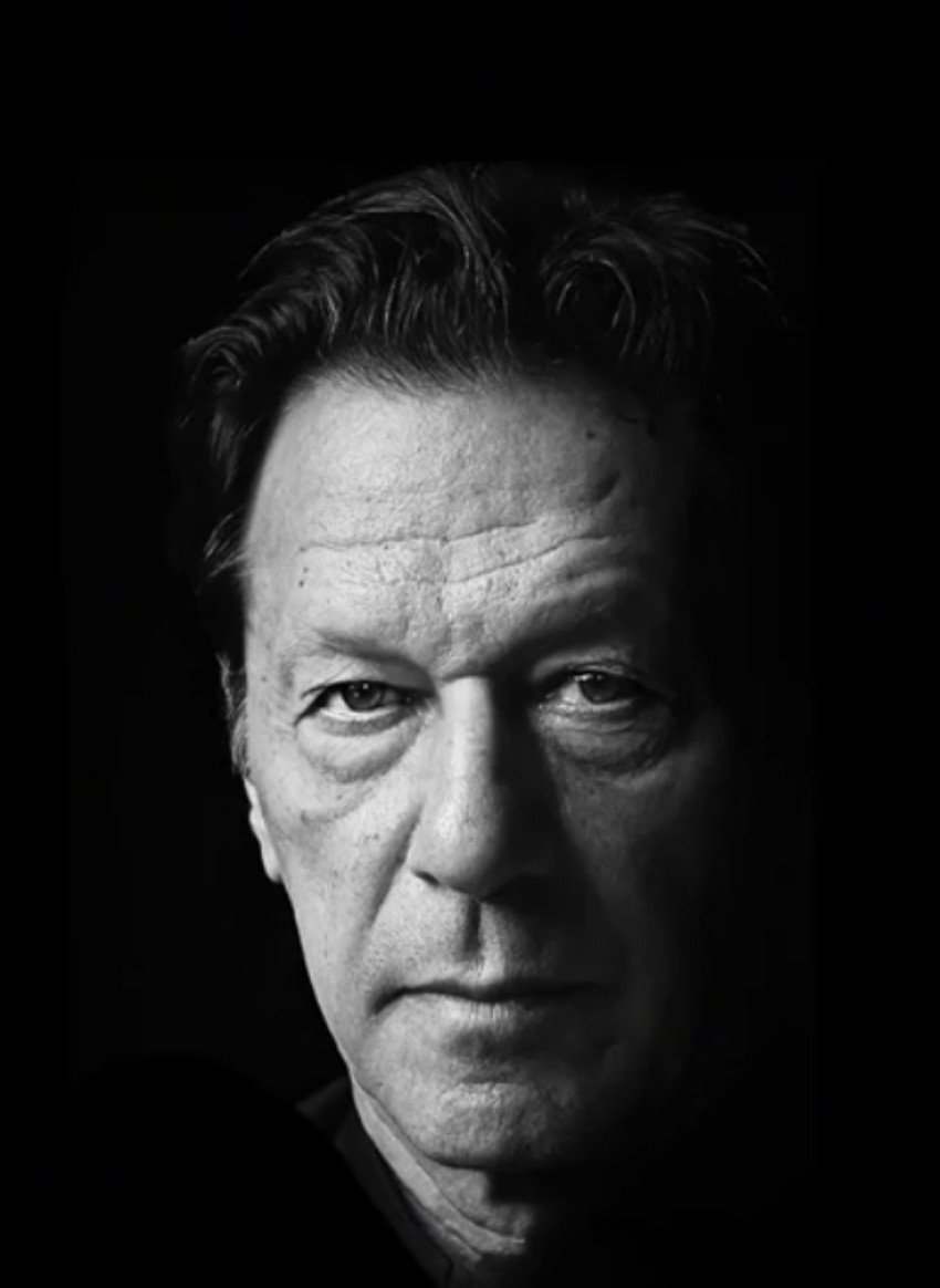 sabirullah1290's tweet photo. عمران خان کے بغیر پاکستان نامکمل ہیں 
@TeamiPians
#زنجیریں_توڑو_خان_کو_چھوڑو https://t.co/qby8TMua9h