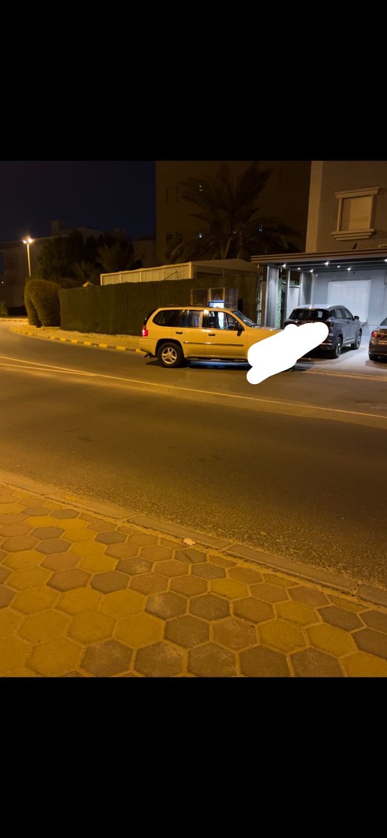 Ben_Aish_2020's tweet photo. @al_messila_ سؤال في كويتي اصيل يبيع عيش التمويين والحليب والدهن ؟ https://t.co/EUZIoHR7GS