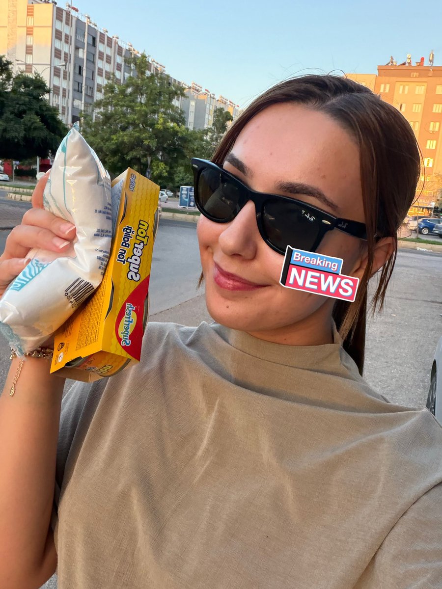 betyylatte's tweet photo. o kadar alığım ki poşet almadığımı çıktıktan sonra farkettim ama zaten markete gitmiş olmam yeterince büyük bir başarı müthiişimm💖🙏 https://t.co/Zf0yAFRYxt