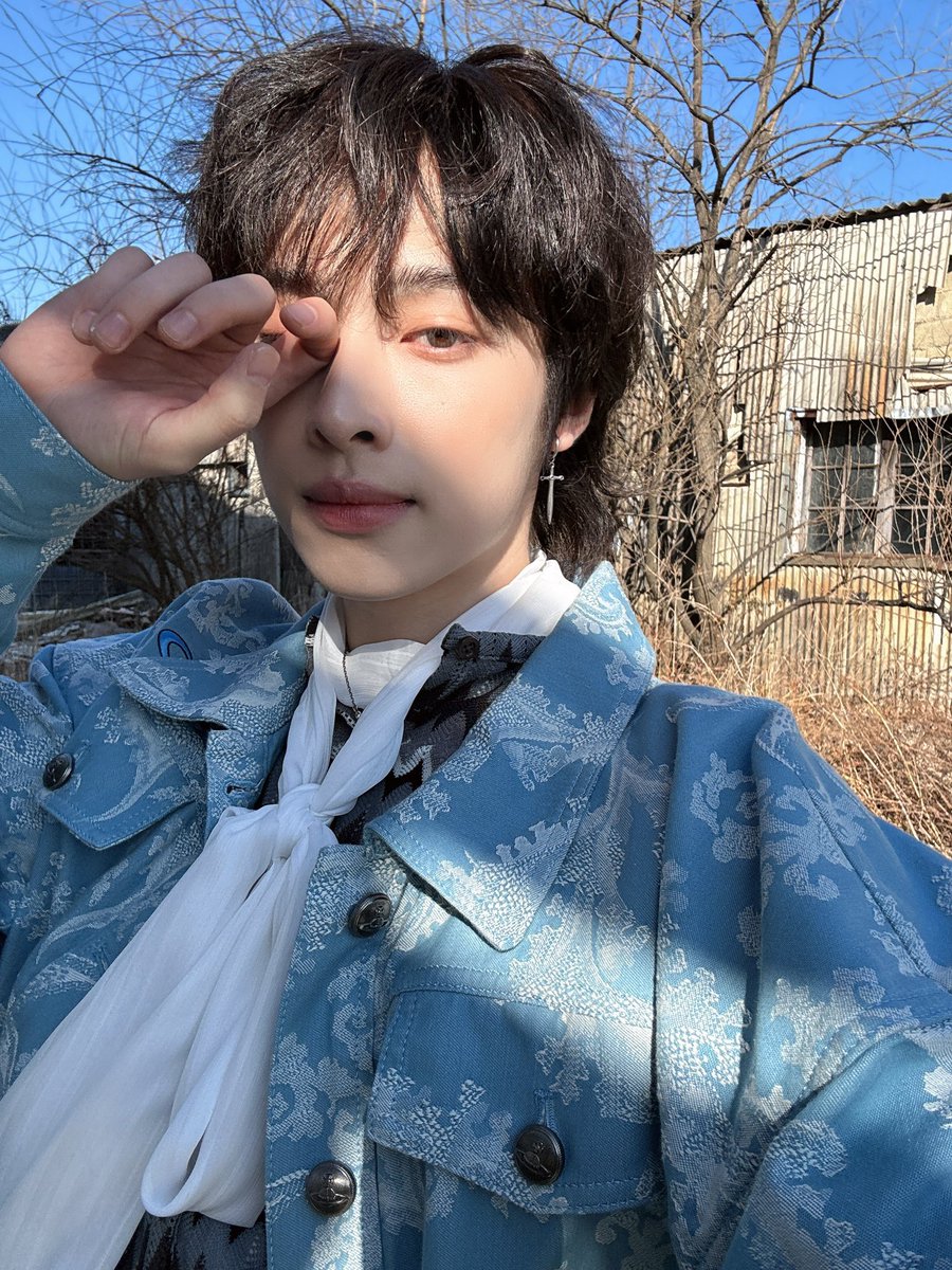 dyeongpil's tweet photo. 🧎🏻‍♀️🧎🏻‍♀️🧎🏻‍♀️ https://t.co/VYZGpZBMA3