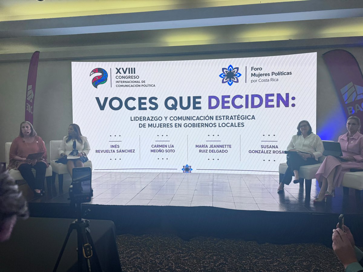 BennyBolanos's tweet photo. Hoy continuamos siendo parte de una experiencia que trasciende fronteras. #CongresoCR
@cumbrecp @PolitologosD https://t.co/7XRVeXjNLF