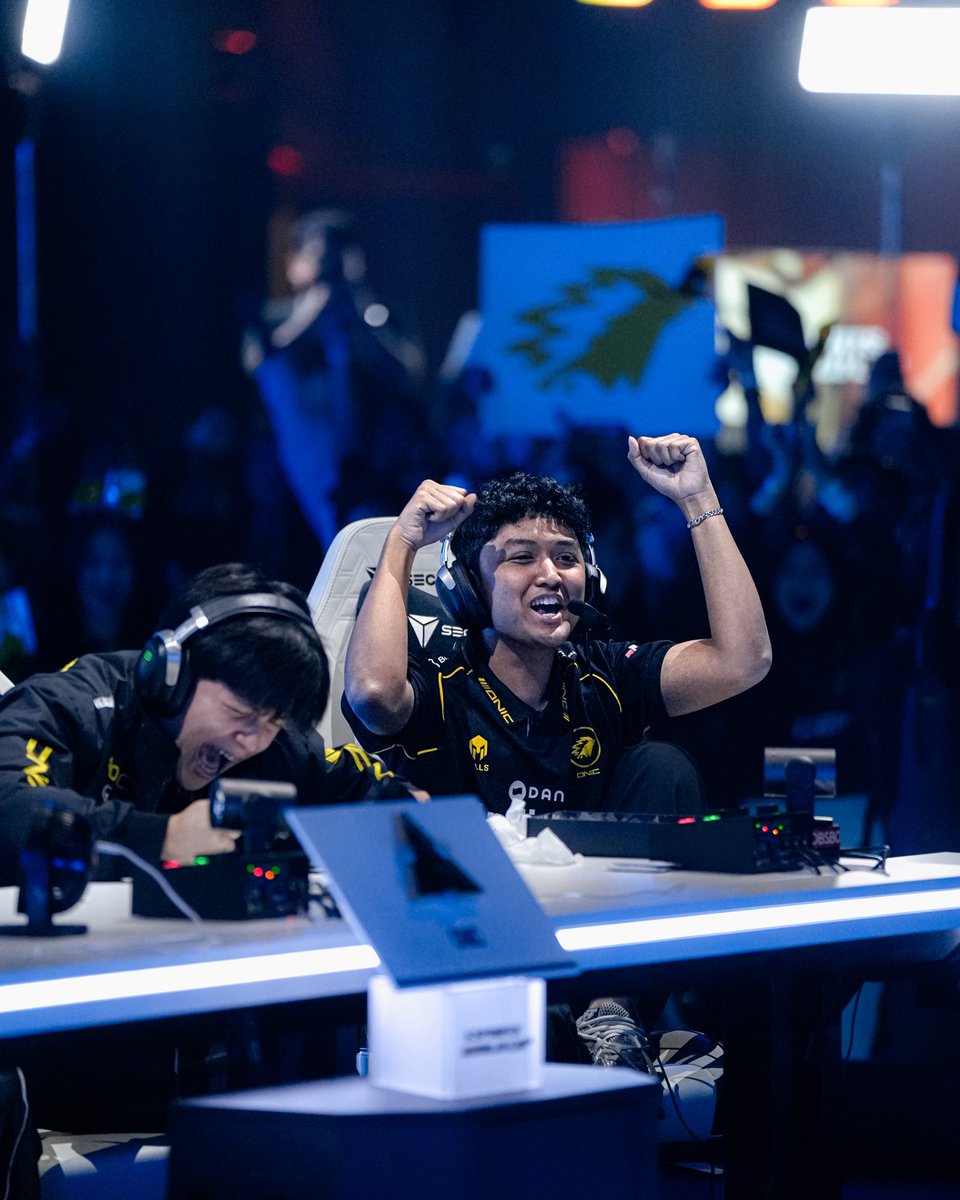 mplidofficial's tweet photo. We always BELIEVE.
✨MSC at EWC 2026
📅 Main Stage: 22 Juli - 26 Juli 2026
📅 Knockout Stage: 29 Juli - 1 Agustus 2026
📅 Grand Finals: 1 Agustus 2026
Watch all the excitement live on MPL Indonesia’s YouTube, Facebook, and TikTok‼️
#MSCatEWC26 #MSCatEWC26MainStage #NiceGame #Narrative #ONIC