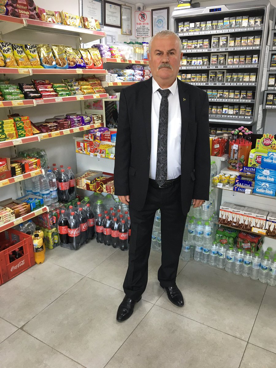 yasardogan26's tweet photo. Hayırlı Cuma'lar. Allah'ın Rahmeti ve Bereketi Üzerinize Olsun..🇹🇷 https://t.co/SIR1nXQg9y