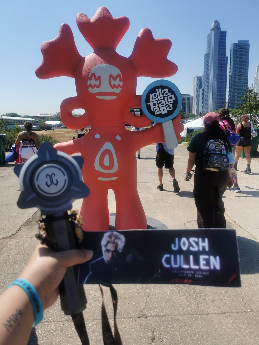 thisisjhayce's tweet photo. Barricade secured for this loud and proud BBQ! @JoshCullen_s we gotchu!

@LimboCouncil

UNLEASH SB19 LOLLAPALOOZA
@SB19Official #SB19
#SB19atLollapalooza https://t.co/4YYa7RWPUI