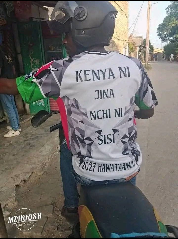 Thee_mavERIC's tweet photo. Kuwakumbusha tuuuuu! #RutoMustGo https://t.co/qAS7cActTC