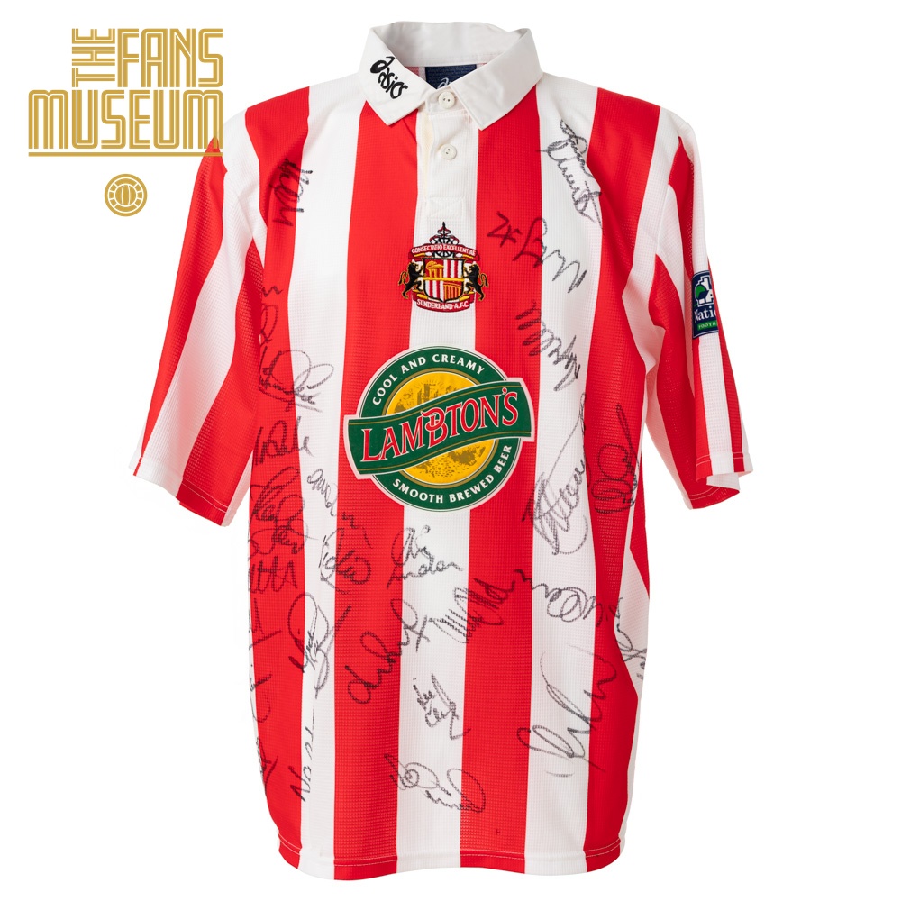 FansMuseum's tweet photo. 🏟️ 29 years since Sunderland's first match at the Stadium of Light.
❤️🤍 Here's Alex Rae's match-worn, squad-signed shirt from that historic opener vs Ajax.
😍 The first time the SOL welcomed the Red & White Army!
📍 The Fans Museum, Sunderland
#SAFC #StadiumOfLight https://t.co/rFhRyF7wZG