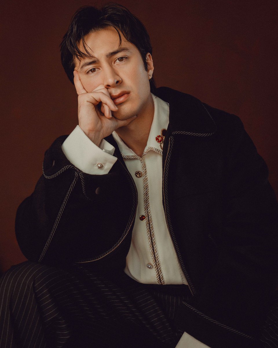hudconupdates_'s tweet photo. Ok it might not be the photoshoot everyone was expecting. Sorry if it’s not your favourite, but here’s some more •EXCLUSIVES• of Hudson Williams for The New York Times 

credit if you repost please https://t.co/TaYh13wrGh