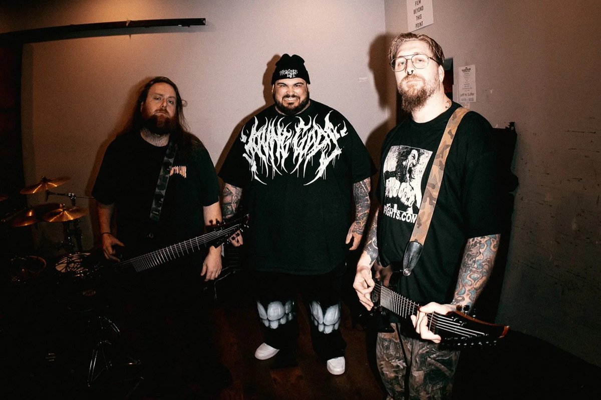 Revolvermag's tweet photo. 💪LEFT TO SUFFER announce new album with merciless song "Unwelcome Guest"
https://t.co/C8zvA8zNiW https://t.co/W8D3IBA048