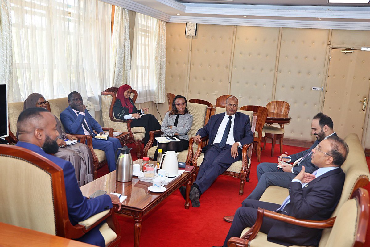 HassanAliJoho's tweet photo. I was delighted to host H.E. Saad Abdullah Alnofaia, Ambassador of the Kingdom of Saudi Arabia to Kenya, who paid me a courtesy call at my office in Nairobi.

During the meeting, we exchanged views on strengthening collaboration in the strategic sectors of Mining, Blue Economy and Maritime Affairs. We explored opportunities to deepen partnerships through knowledge exchange, investment, technology transfer and sustainable resource development for the mutual benefit of our two countries.

Also in attendance were Principal Secretaries Ms. @PS_Betsy_Njagi (Blue Economy and Fisheries) and Mr. @ps_adenmillah (Maritime Affairs and Shipping).