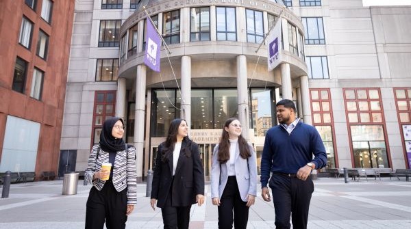 PoetsAndQuants's tweet photo. #NYUStern’s MBA Application is live!  

Learn how you can: 

✅Explore 25+ academic specializations  

✅Put your skills to work alongside real companies  

✅Grow with a supportive community in the global business hub of NYC 
 
 https://t.co/7lIx90mBmA

@nyustern

#sponsored https://t.co/rZC7BCNc3K