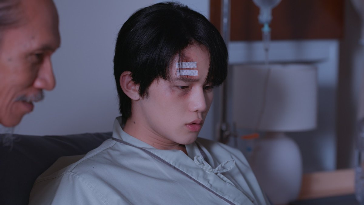 thalydesiderio2's tweet photo. A cena do hospital… ninguém me tocaaa
Jay vai abalar nessa cena e também na cena da reunião com os acionistas aaa
O episódio 10 tem tudo para ser o melhor episódio de Payback e encerrar com chave de ouro aaaaaaaaaaaaaaaaaa

#PAYBACKTheSeries 
#ToptapMinlee https://t.co/X8ey3WtBLf